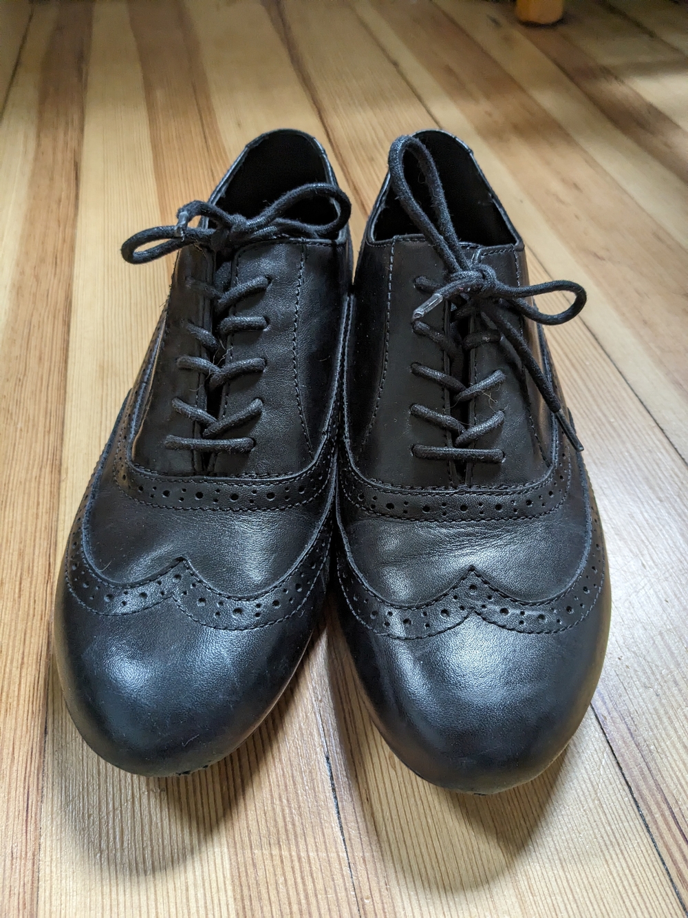 Women's Clarks Black Leather Oxfords